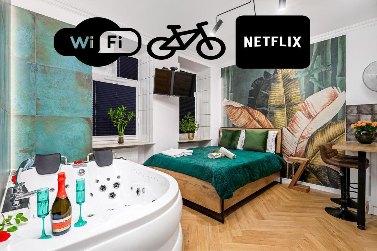 Jacuzzi & Bike Apartment, Krasków Εξωτερικό φωτογραφία